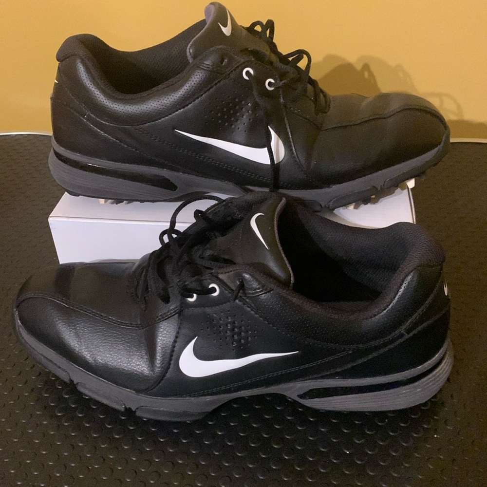 Nike Men’s Durasport III black Soft Spike Golf Shoes Size 8.5